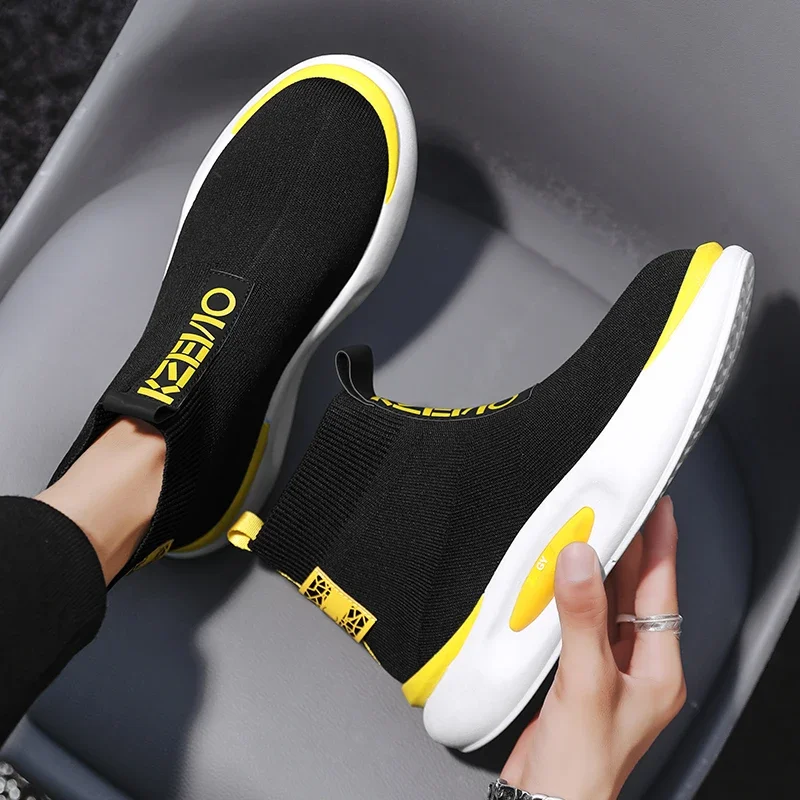 Chaussures de sport respirantes à enfiler pour hommes, baskets montantes pour hommes, chaussures de marche décontractées, chaussures chaussettes, mode tendance, jogging, nouveau