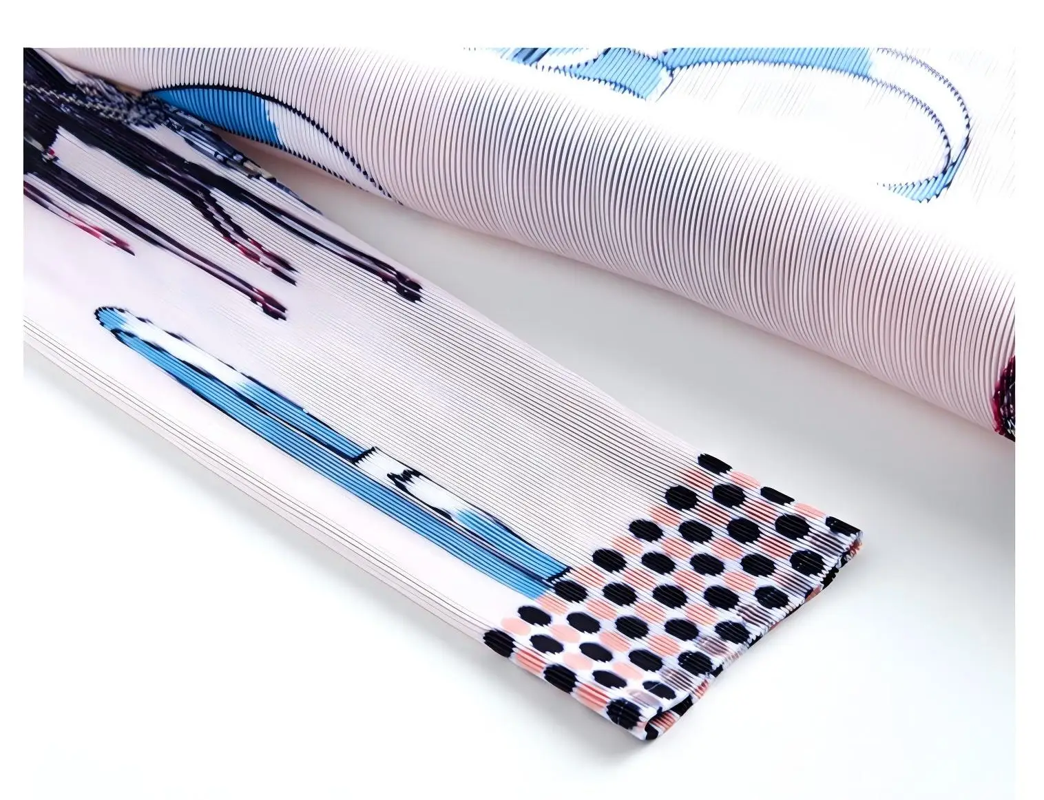 ชุดเดรสลายดอกไม้แฟชั่นมิยาเกะ ชุดเดรสผู้หญิงใหม่สำหรับฤดูใบไม้ผลิ/ฤดูร้อน ไซส์พลัสระดับไฮเอนด์สำหรับคุณแม่วัยกลางคน