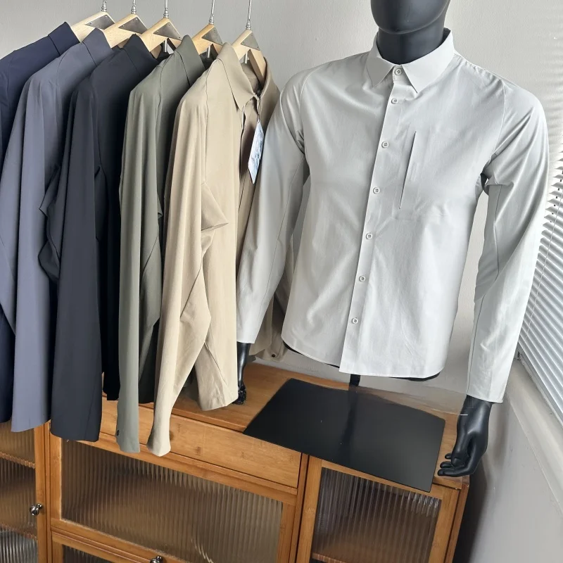 

Мужские и женские повседневные уличные куртки с длинными рукавами, быстросохнущие, дышащие, водонепроницаемые, легкие, из нейлона и полиэстера.