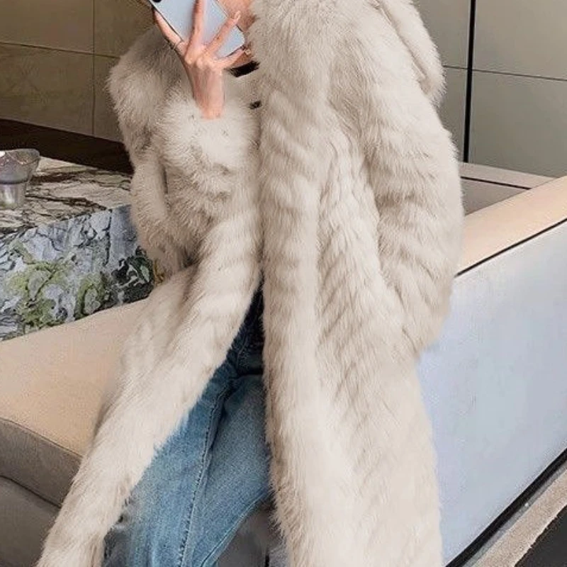 

Navy Fur Coat, Women's Winter Fur Coat, Thickened and Youthful, Loose and Slimming