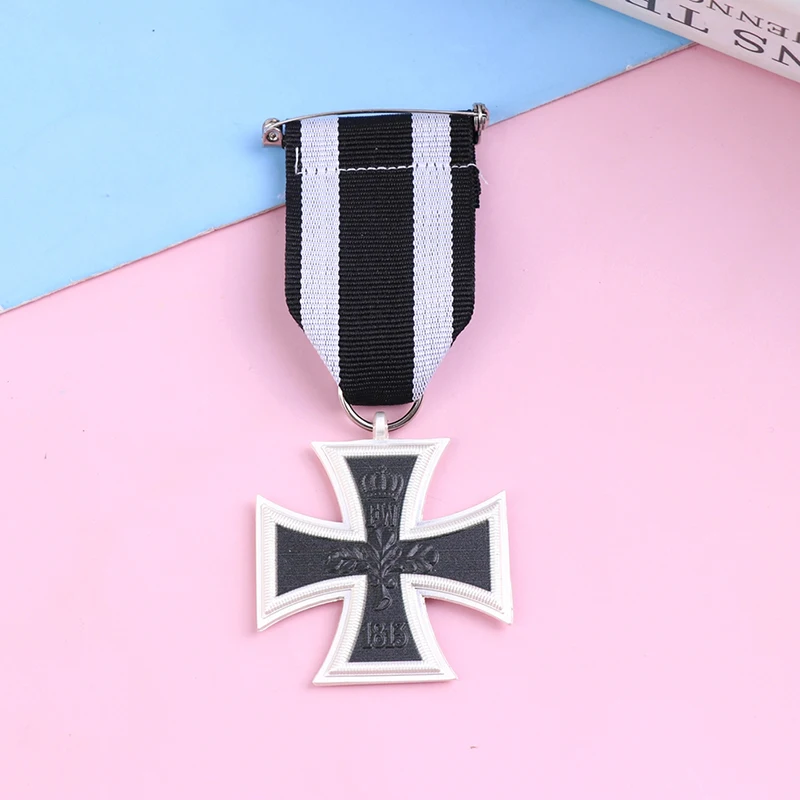 1Piece Germany Cross Medal 1813 1870 Year Iron Cross Medal Badge Pin With Ribbon 100% Brand and high quality - view 5