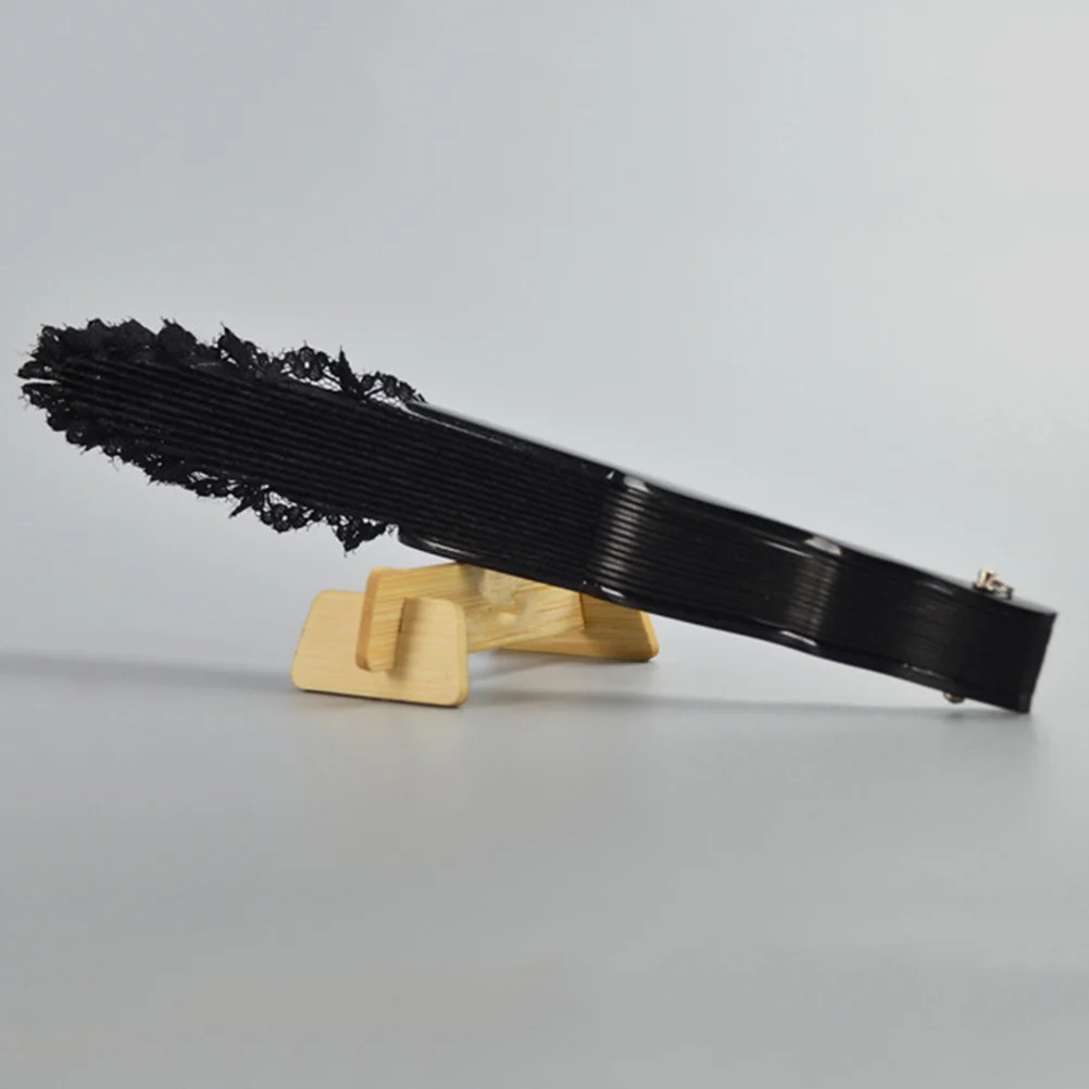 

Folded Fan Black Vintage Cheongsam Design Handmade Lace Fabric Portable Silk Fan for Ladies Summer Cooling and Cosplay Accessory