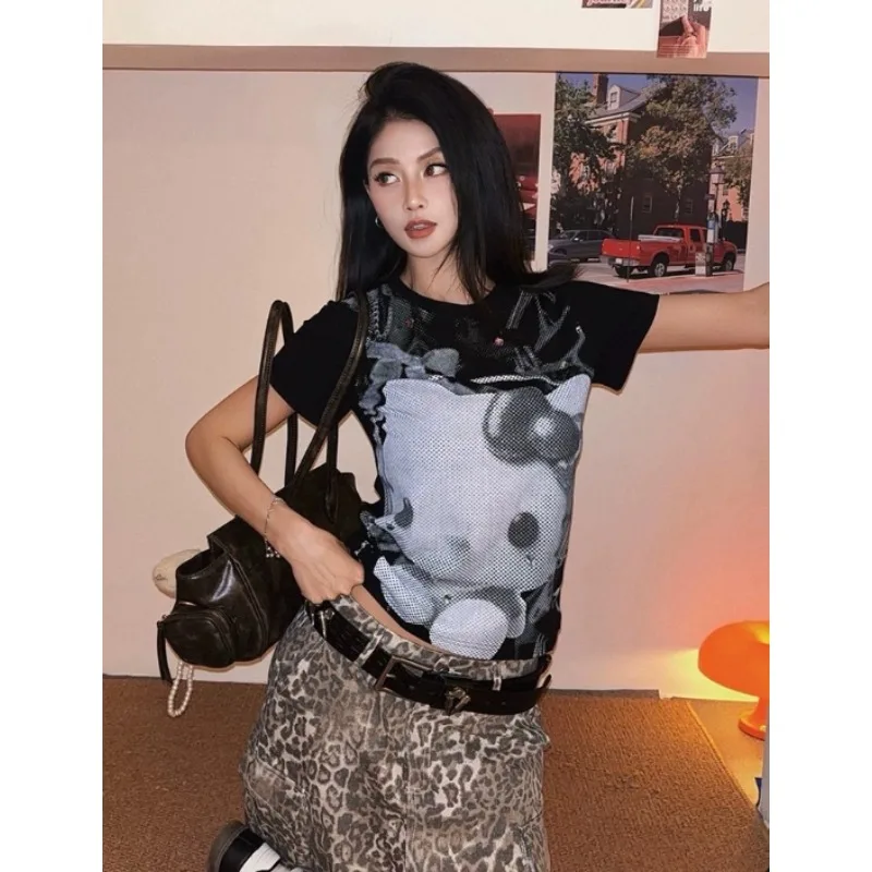 

Американская ретро черная летняя быстросохнущая футболка Hello Kitty для женщин, свободная ширина передней части плеч y2k