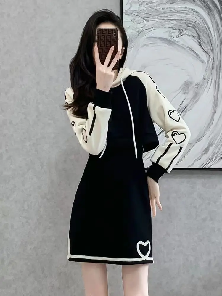 Women's Spring Autumn Mini Patchwork Hooded Sweatshirt Dress Lady Casual Heart Long Sleeve Dresses 2024 New Clothing Female