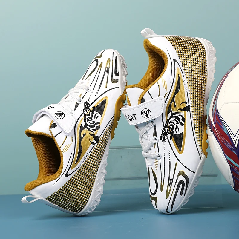 

Children's Football Shoes Breathable Kids Soccer Sneakers Outdoor Non-slip Boys Girls Soccer Boots PU Leather Ankle Futsal Shoes