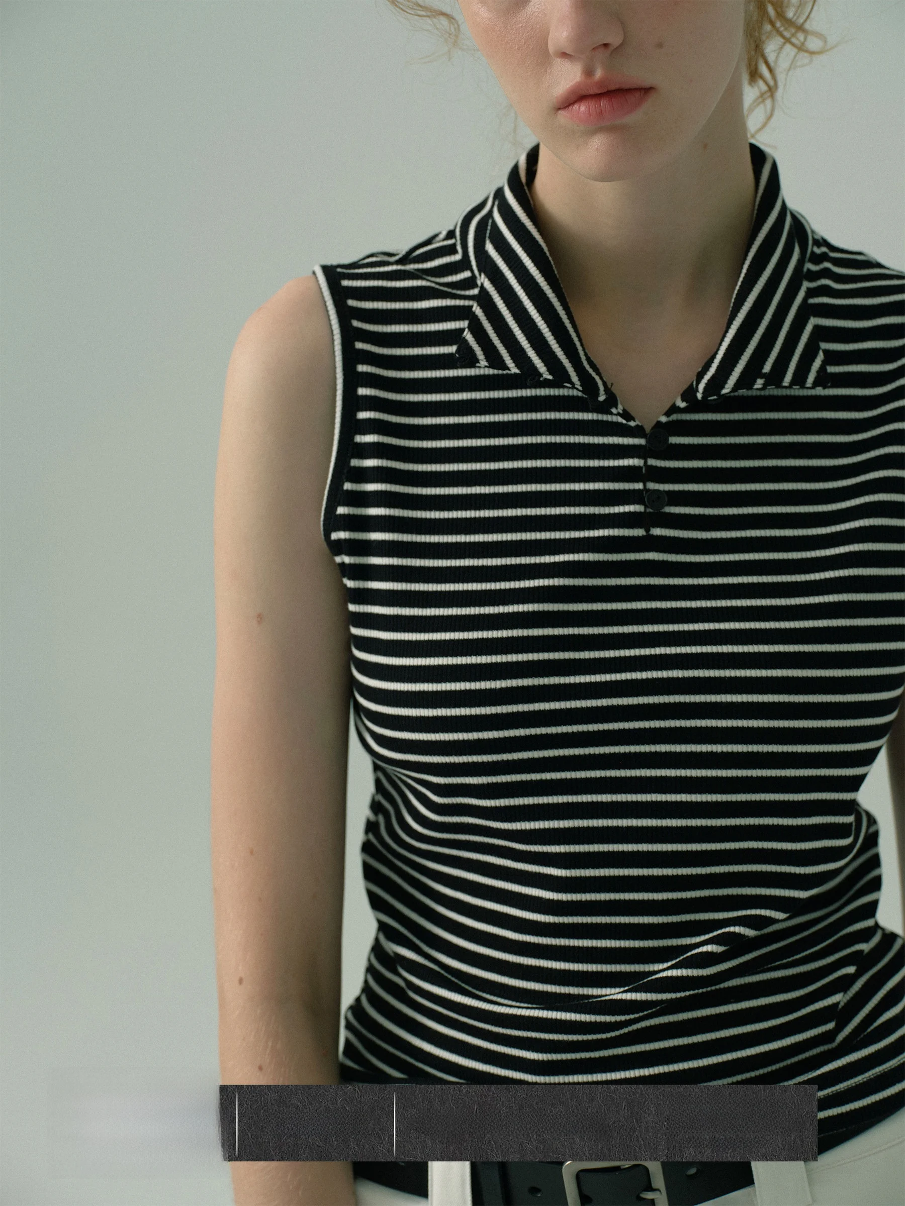 

Veega Chic Vintage Slim Fit High Collar Svel Vest Button Detail Loose Feel Striped Top Cotton Blend Commute Sle