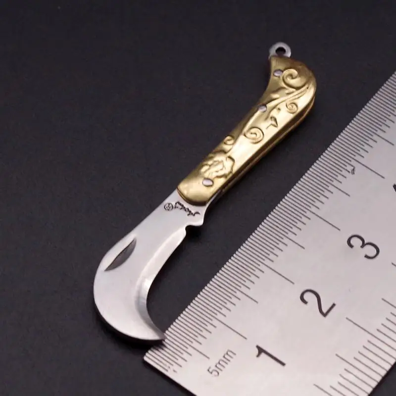 Mini Pocket Knife Brass Keychain Stainless Steel Pendant Cleaver Blade Cutter Outdoor Tool Portable Folding Knife TO Open Box