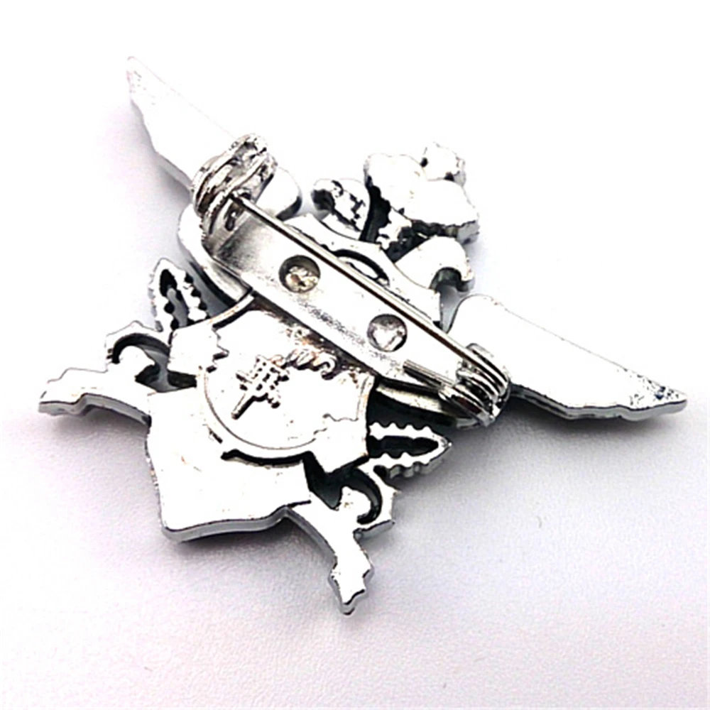 Anime Eagle Logo Broches, Sebastian Michaeli Ciel Phantomhive Violin Pin, PmotBag Accessrespiration, Figure Toys Gift