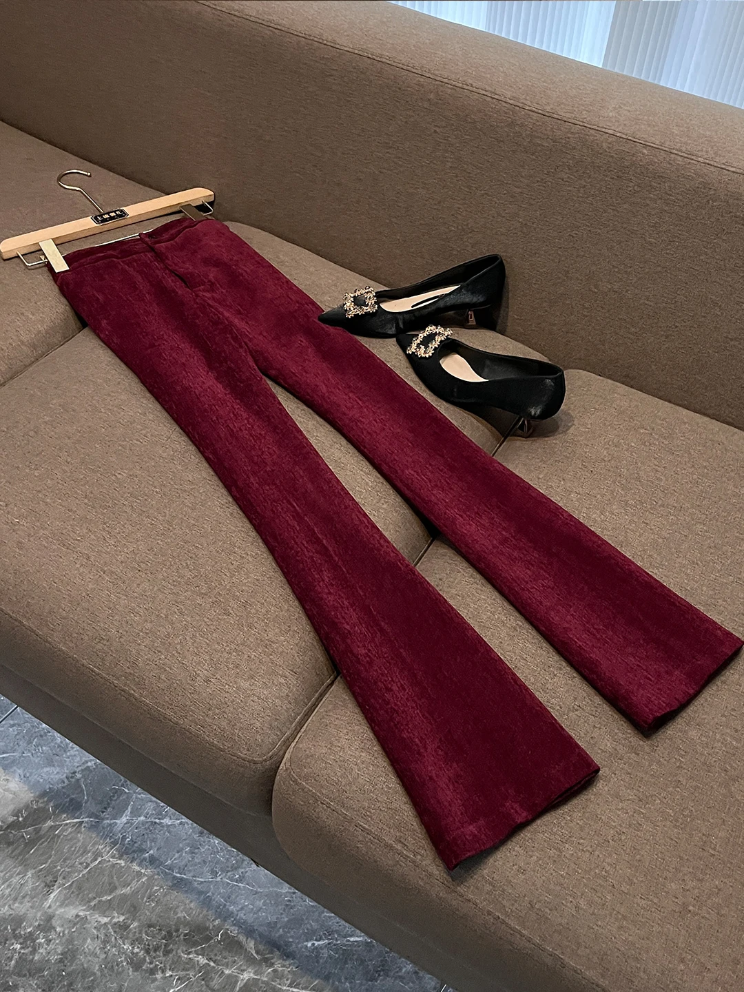 Ele بدلة مخملية غير رسمية احترافية للنساء تصميم أنيق للخريف والشتاء فرقة Z20 ملابس مكتبية طويلة Sve