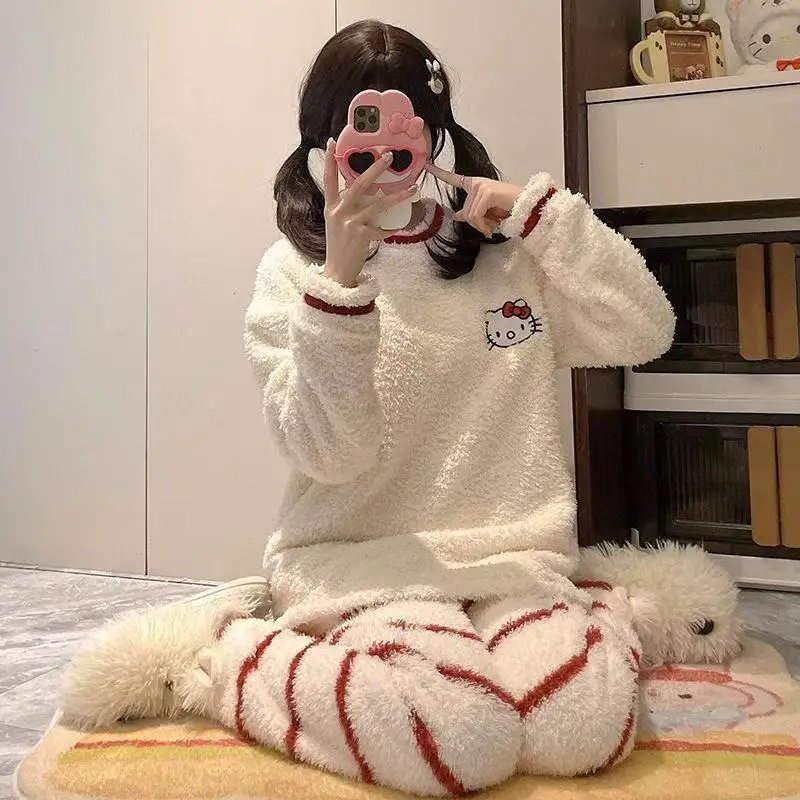 Kawaii Cartoon Sanrio Hello Kitty Korallen Fleece Pyjama Mädchen Winter Fleece-gefüttert verdickt Outdoor Loungewear Set Weihnachtsgeschenk
