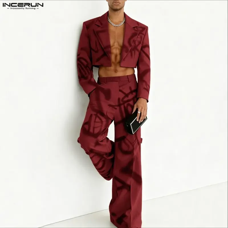 

INCERUN Men Sets Printing Lapel Long Sleeve Crop Blazer & Pants Two Pieces Sets Streetwear Personality Fashion Men Casual Suits