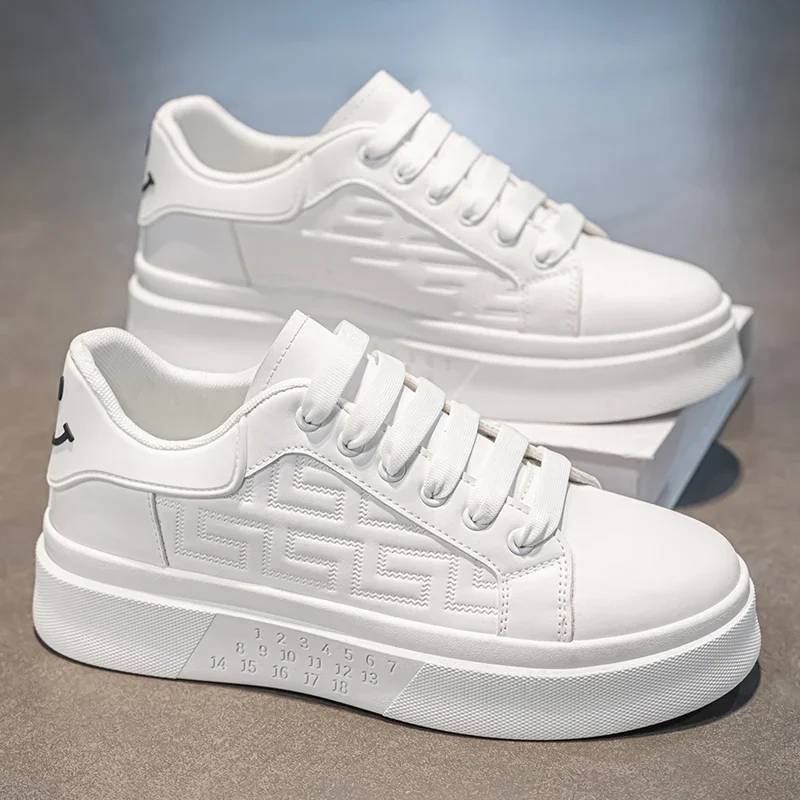 

2025 Fashion Platform Sneaker Trend Skateboard Shoes for Men Sports Running Tenis Shoes Zapatillas Hombre Men's Casual Shoes