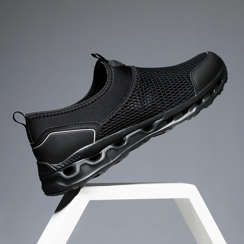 Summer Outdoor Light Hiking Sneakers Men Waterproof Anti Slip Deep Tread Sole For Mountain Stream Trekking