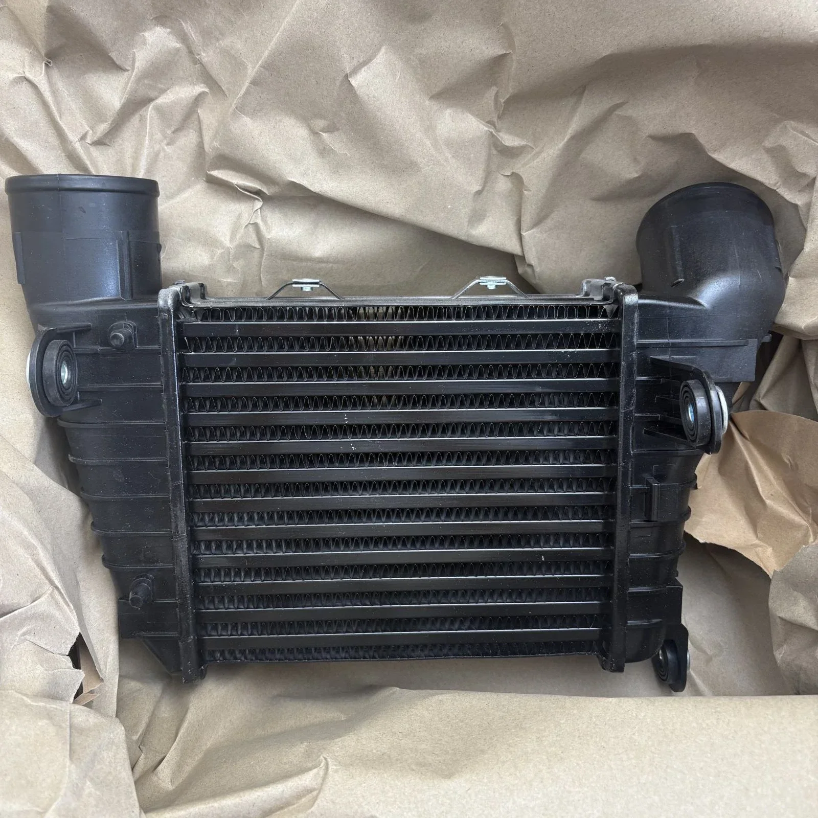 

Left Radiator Intercooler For Bentley Continental Gt Gtc & Flying Spur 3W0145803