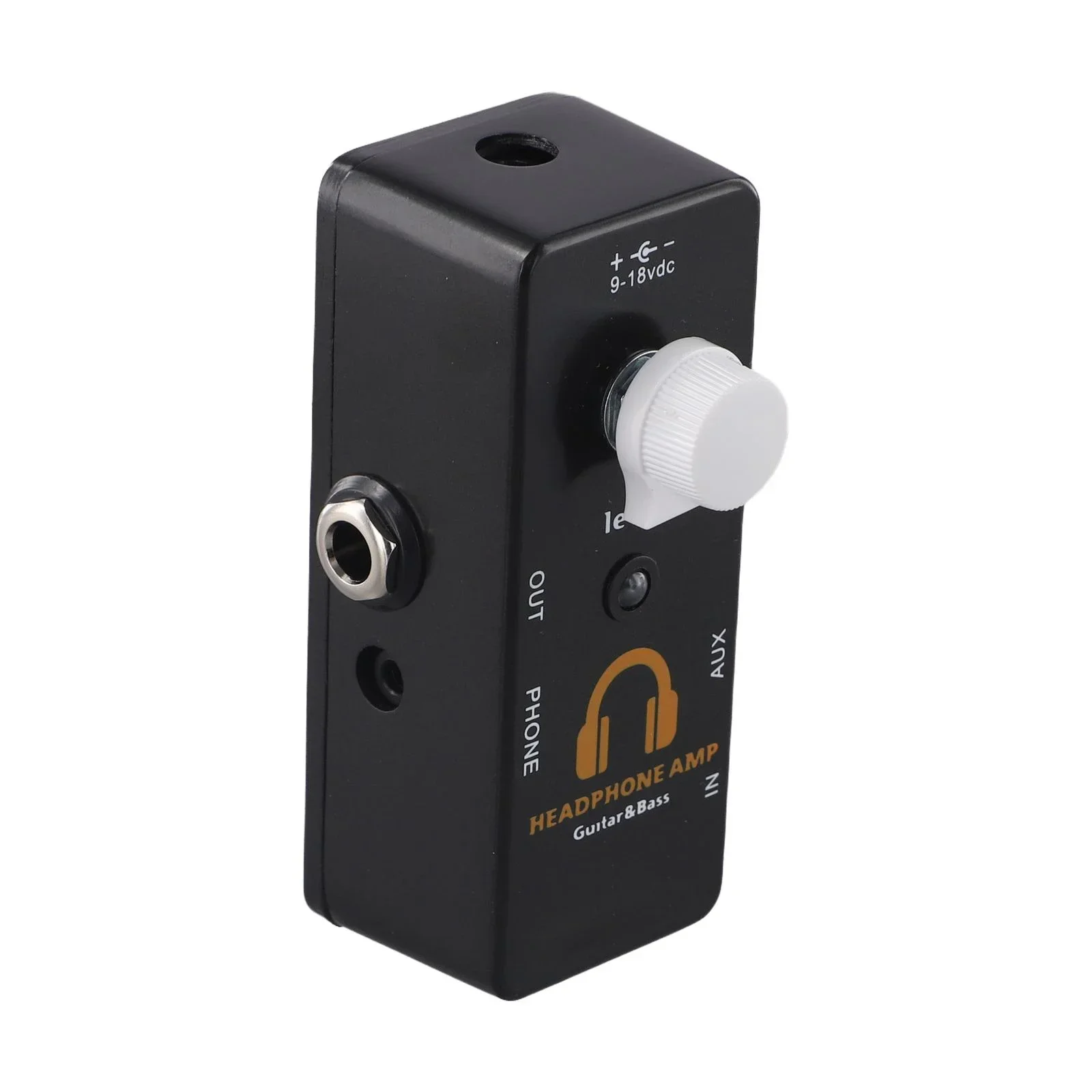 

Guitarist's Portable Amp Effect Pedal with Dedicated Volume Control and Headphone Output for Enhanced Practice Experience