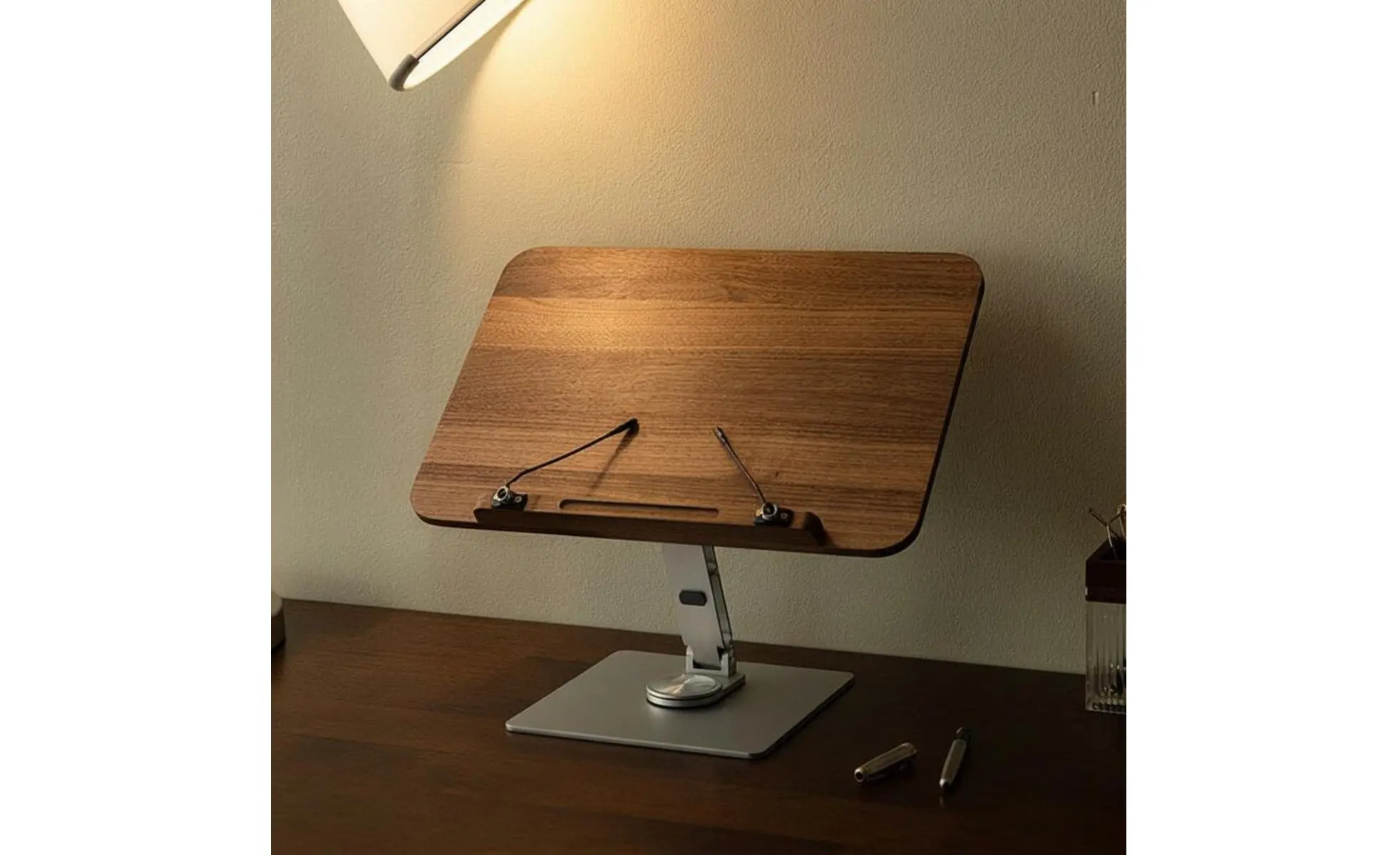 Adjustable Wooden Book Stand Ergonomic Design Walnut Literary Easel Rotating Desktop Book Holder Stable Metal Base