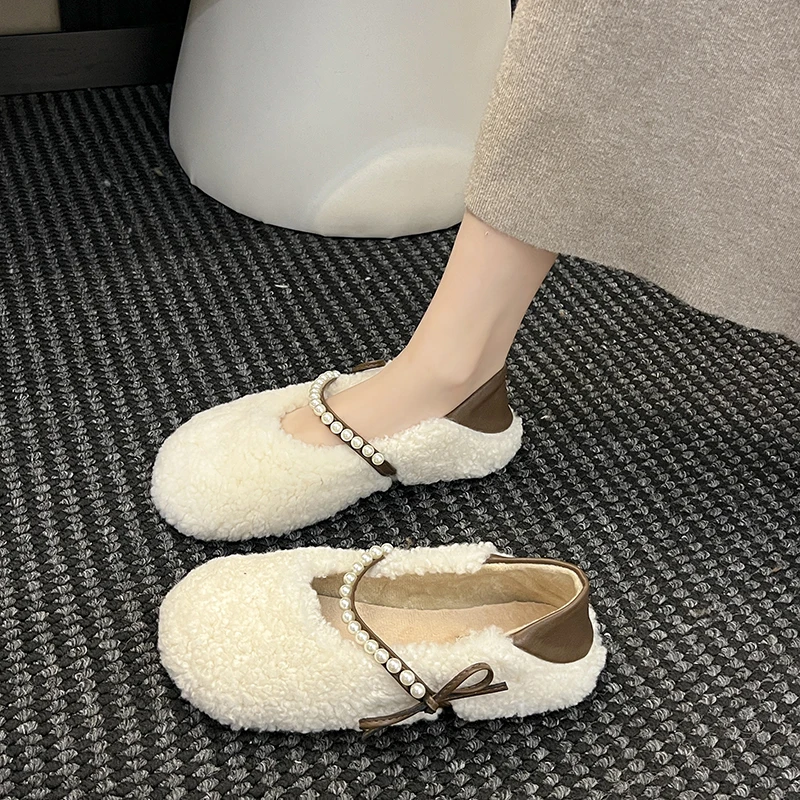 

Fleece Lined Lamb Fur Slippers Women's Autumn Winter Outdoor Wear Pearl Embellished Slip-On Bean Bean Shoes Sweet Style round...