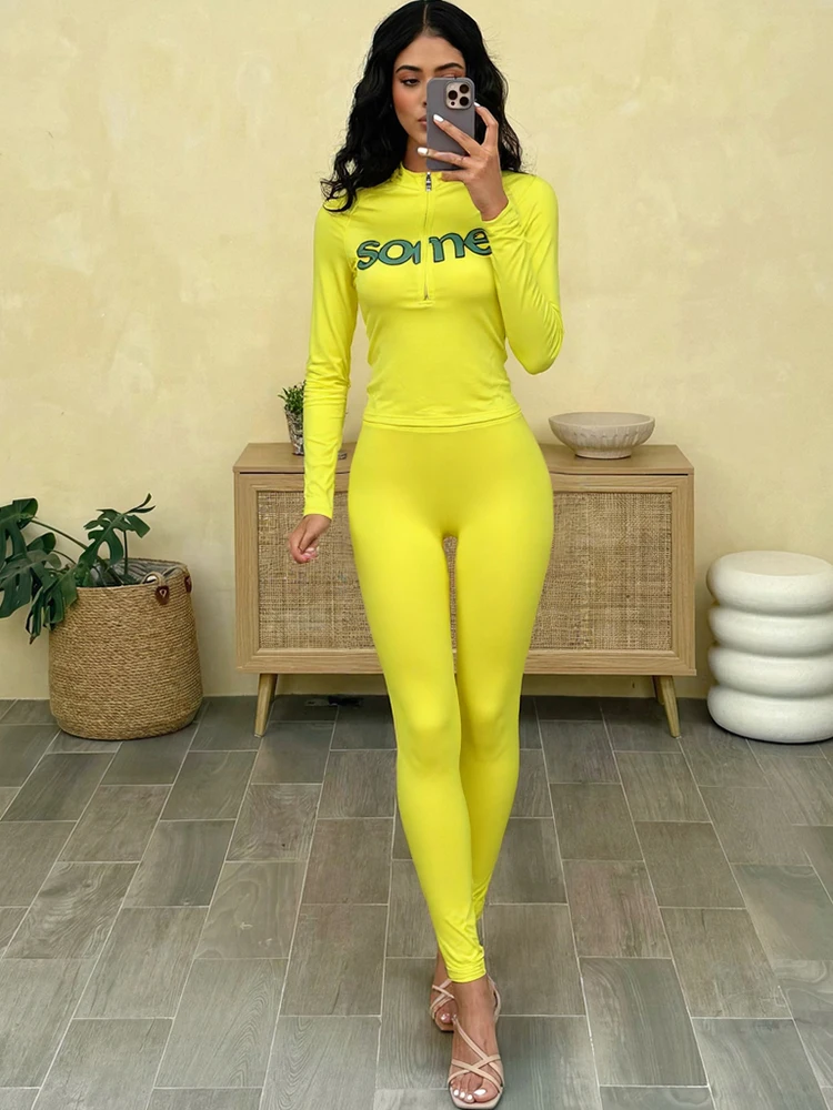 غريب سنور عادية رياضي المرأة 2 قطعة مجموعة إلكتروني طباعة البريدي المحاصيل القمم + طماق مطابقة الشارع تمتد نحيل ملابس الشارع الشهير