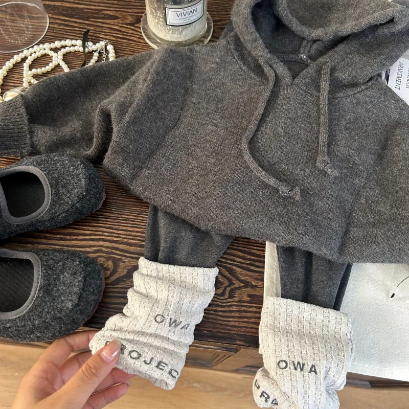 

Children's Clothing2025New Autumn Girls' Gray Little Devil Sweater Children's Pile Socks Leggings Two-Piece Set