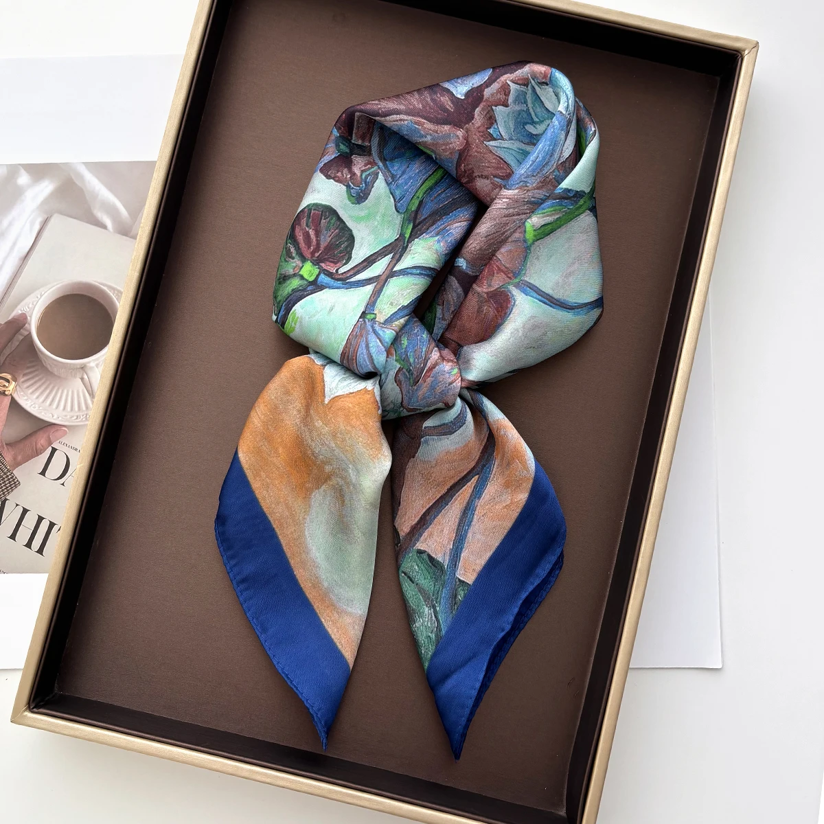 

Женские шарфы из имитации шелка, атласные платки, элегантные цветочные шейные платки, квадратные повязки для волос, женские шарфы, шали, накидки