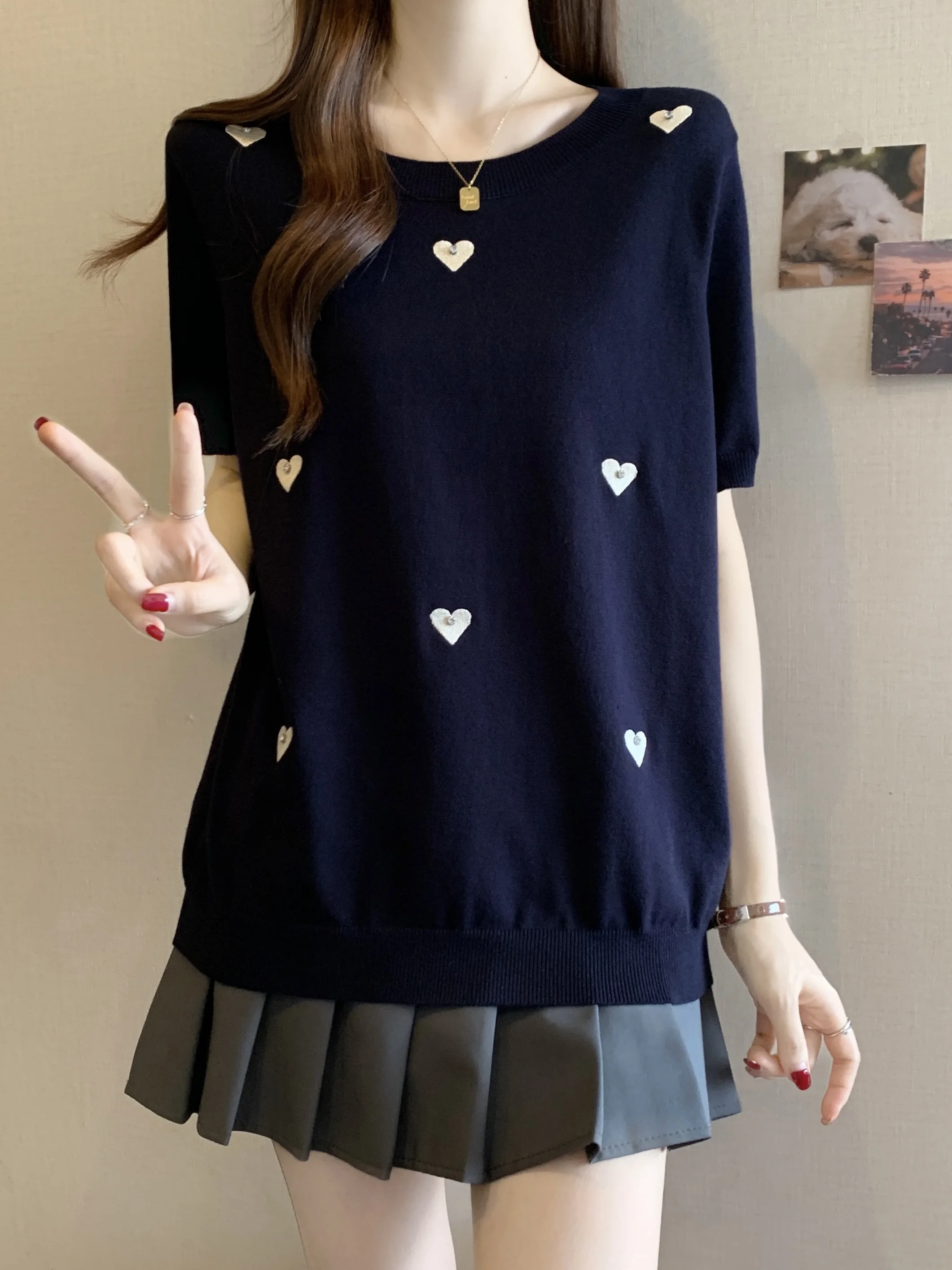 Embroidered Ice Silk Short Sleeve T-Shirt Women's Thin Summer Large Size Fat MM Design Sense Top Ultra-Hot Base Shirt