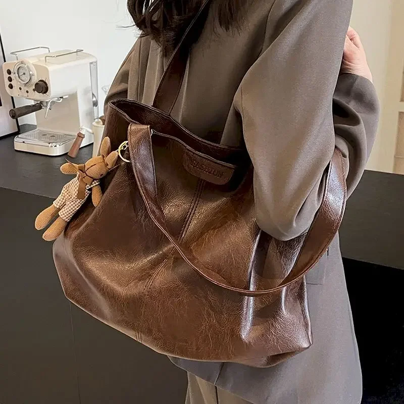 

Ladies Handbags Casual Korean Fashion Shoulder Bags Aesthetic Design Luxury Bags for Women PU Fabric Hot Selling Item Bucket Bag