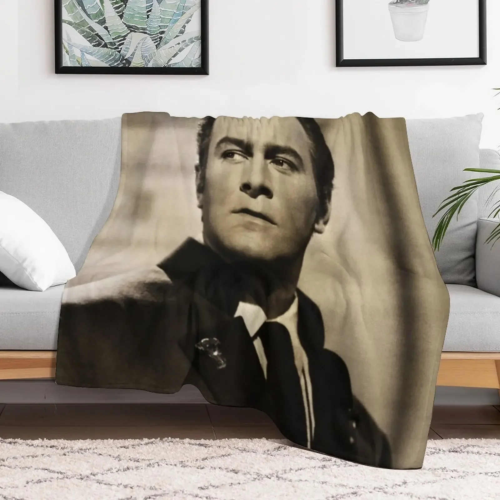 Christopher Plummer Throw Blanket funny gift Baby Blankets For Sofas Hair Blankets