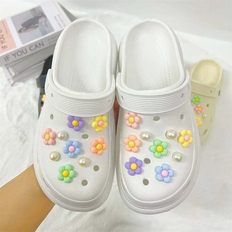 

Shoe Buckle for Shoe Decoration - Colorful Additions for Slippers, And Shoe Buckles - Accessory for Fashionable Footwear