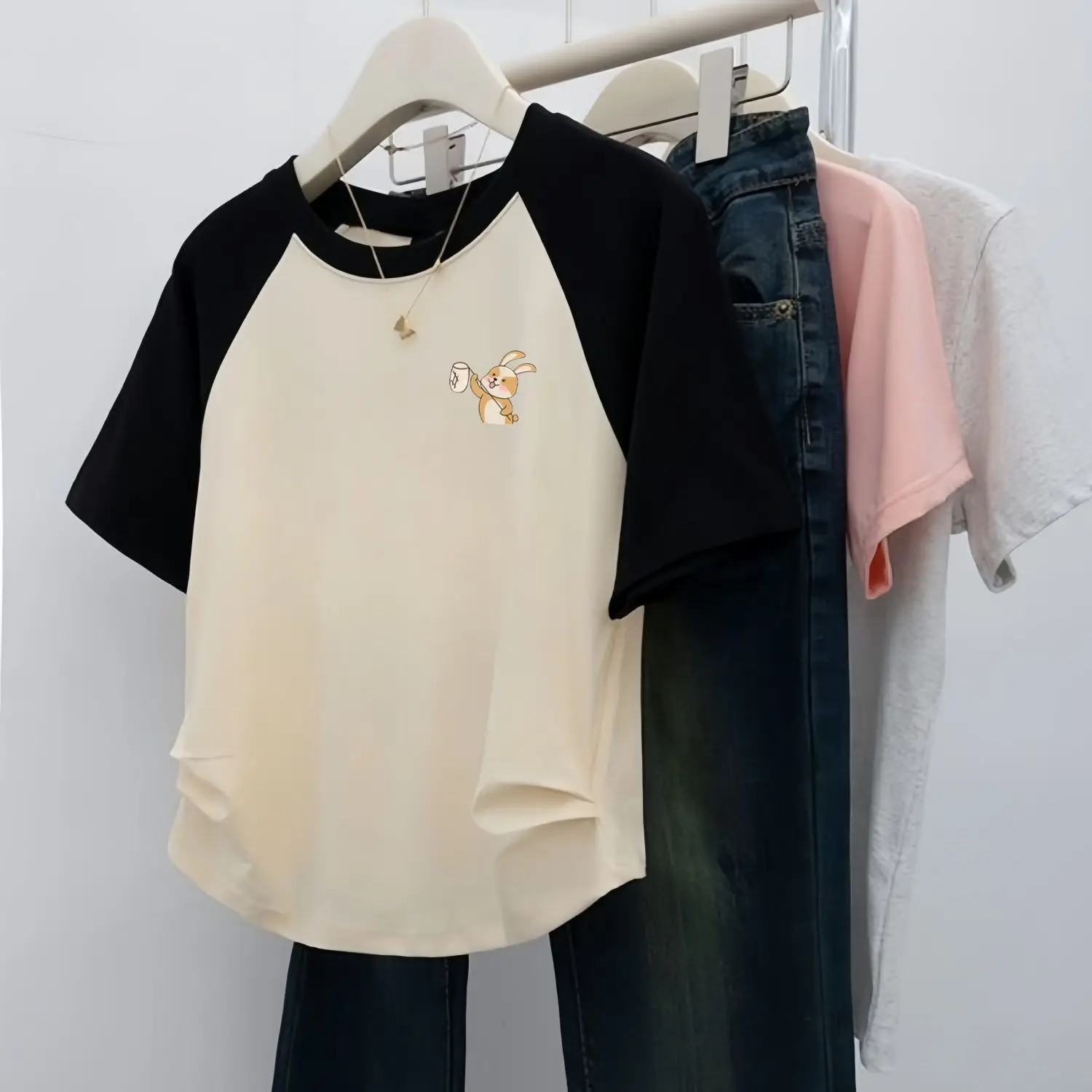 American Retro Shoulder Insert Short Sleeve T-Shirt Women's Summer New Small Design Sense Short Style Upper Body Small Size