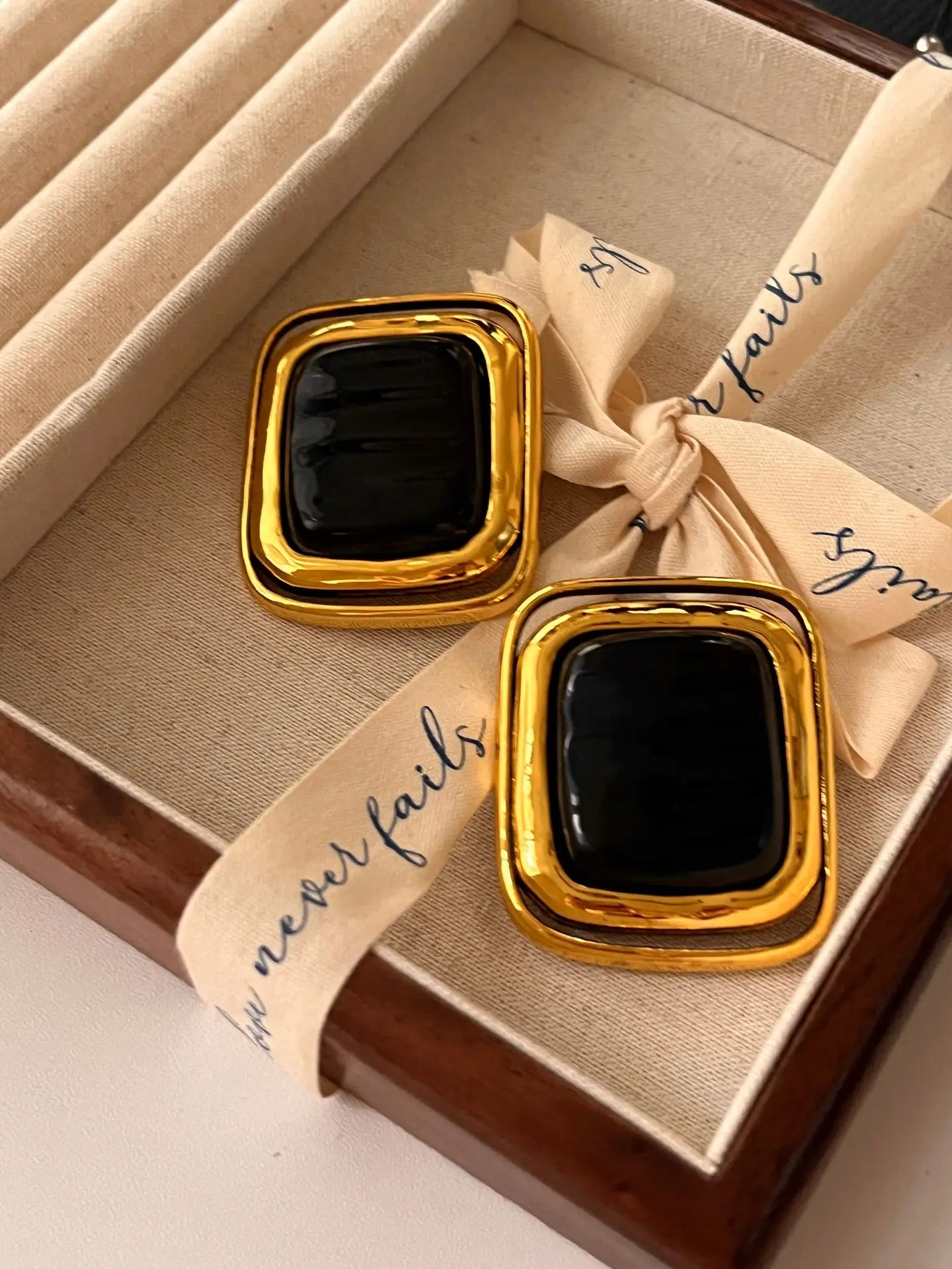 HUANQI Black Heavy Metal Rectangular Block Large Size 5cm Chunky Earrings for Women Exaggerated Fashion Vintage Party Jewelry