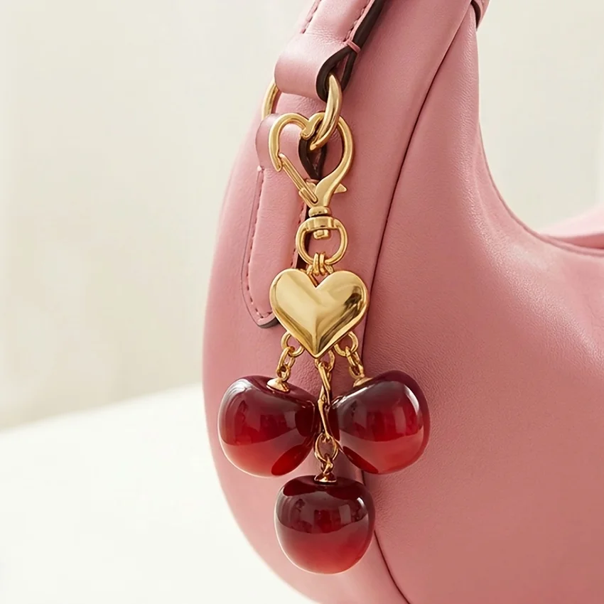 1 Piece Large Size Resin Cherry Keychain with Gold Heart-Shaped and Lobster Clasp Decoration, Cute and Sweet Cherry Keychain, Shiny Cherry Pendant Decoration, Suitable for Women's Fashion Bags, Car Accessories, Bag Charms, Handbags, Backpacks, Car Keys Elegant Holiday Gift for Women, Backpack Decoration Keychain, Car Key and Backpack Charm, Red Personalized Gift, Aesthetic Accessory, Valentine's Day Gift.