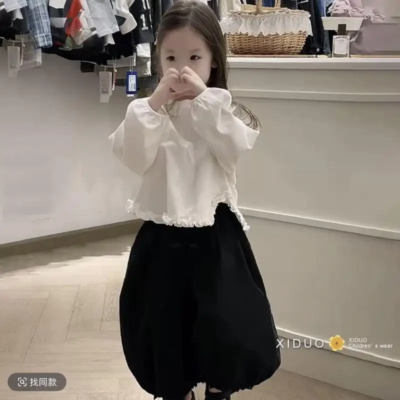 Conjunto de 2 Piezas, Blusa Holgada Blanca Estilo Babydoll y Pantalones Tipo Linterna, Ropa de Moda para Niñas, Primavera-Otoño, Uso Diario, Escuela y Fiestas