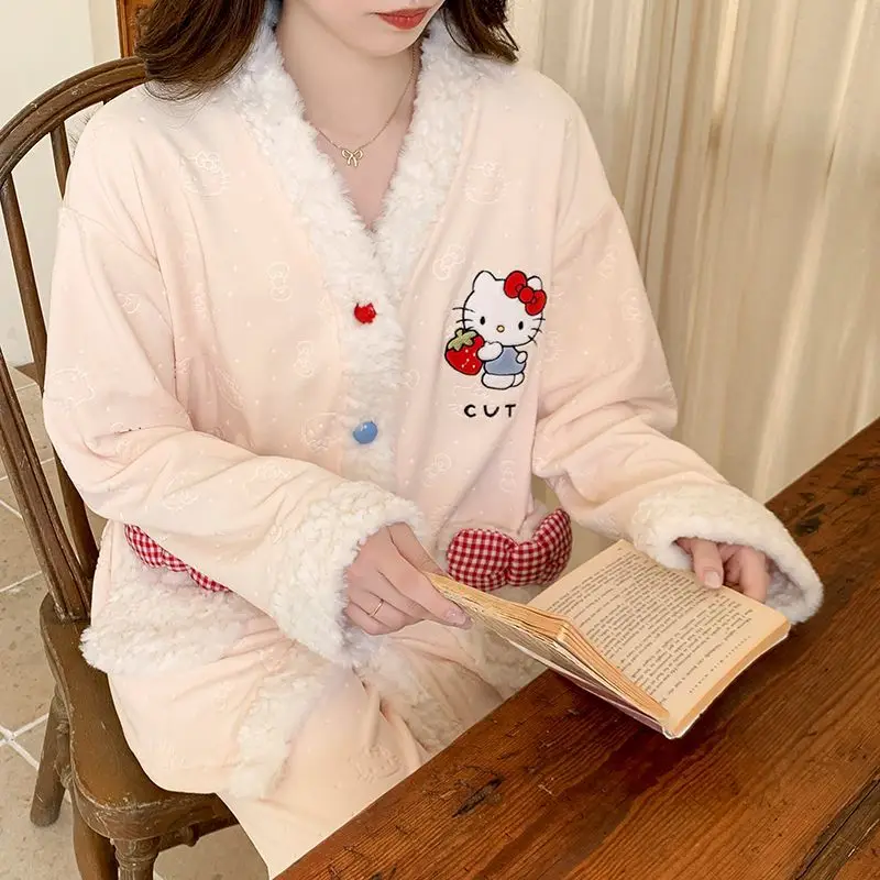 Sweet Cute Cartoon HelloKitty Embossed Island Velvet Girl Pajamas for Autumn Winter Long-sleeved Warm Skin-friendly Home Clothes