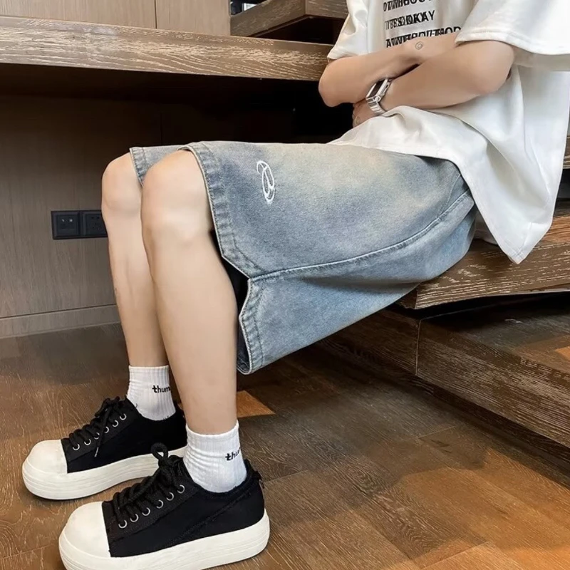 2026 Trendy Men's Washed Denim Shorts Summer Loose Fit Casual Breathable Mid Length Vintage Blue