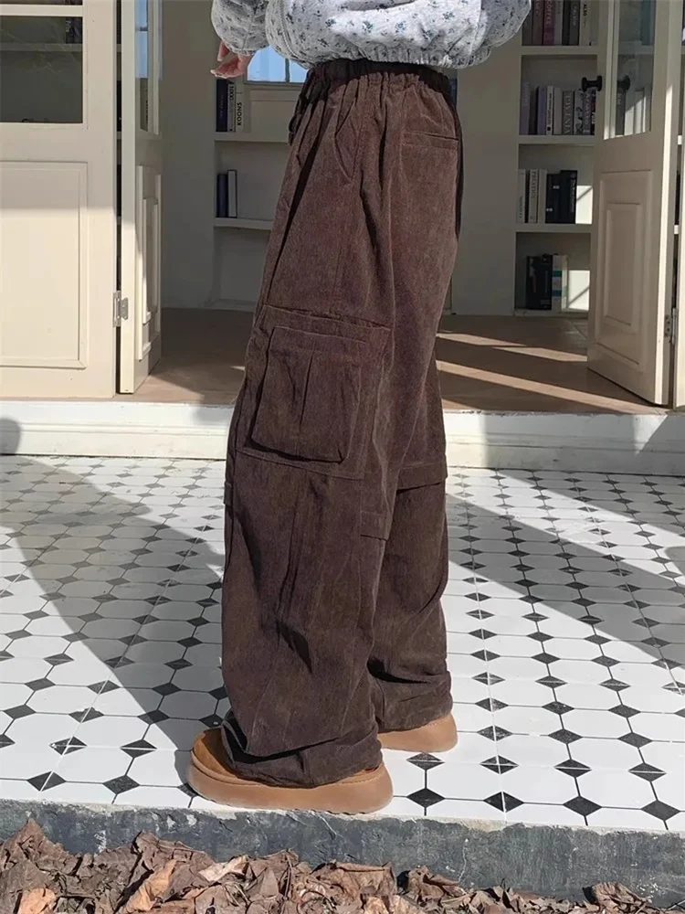 Damskie spodnie cargo vintage z sztruksu Y2K jesienne z wysokim stanem, kieszeniami, luźne spodnie Bf koreański streetwear uniwersalne spodnie z szerokimi nogawkami nowe