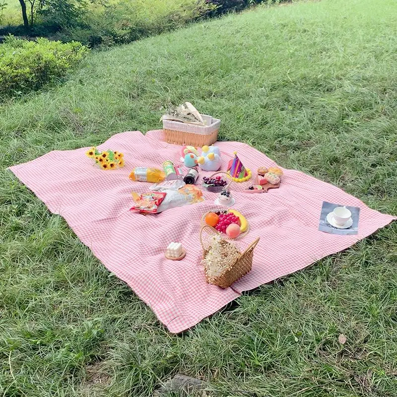 

Thickened Portable Picnic Mat Outdoor Spring Tour Moisture Proof Grassland Sitting Pad Concert Music Festival Camping Equipment