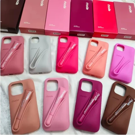 

Luxury Rhode DIY Lipstick Soft Silicone Case for iPhone 16 15 13 11 14 12 Pro Max Plus Portable Lip Gloss Holder Ins Phone Cover