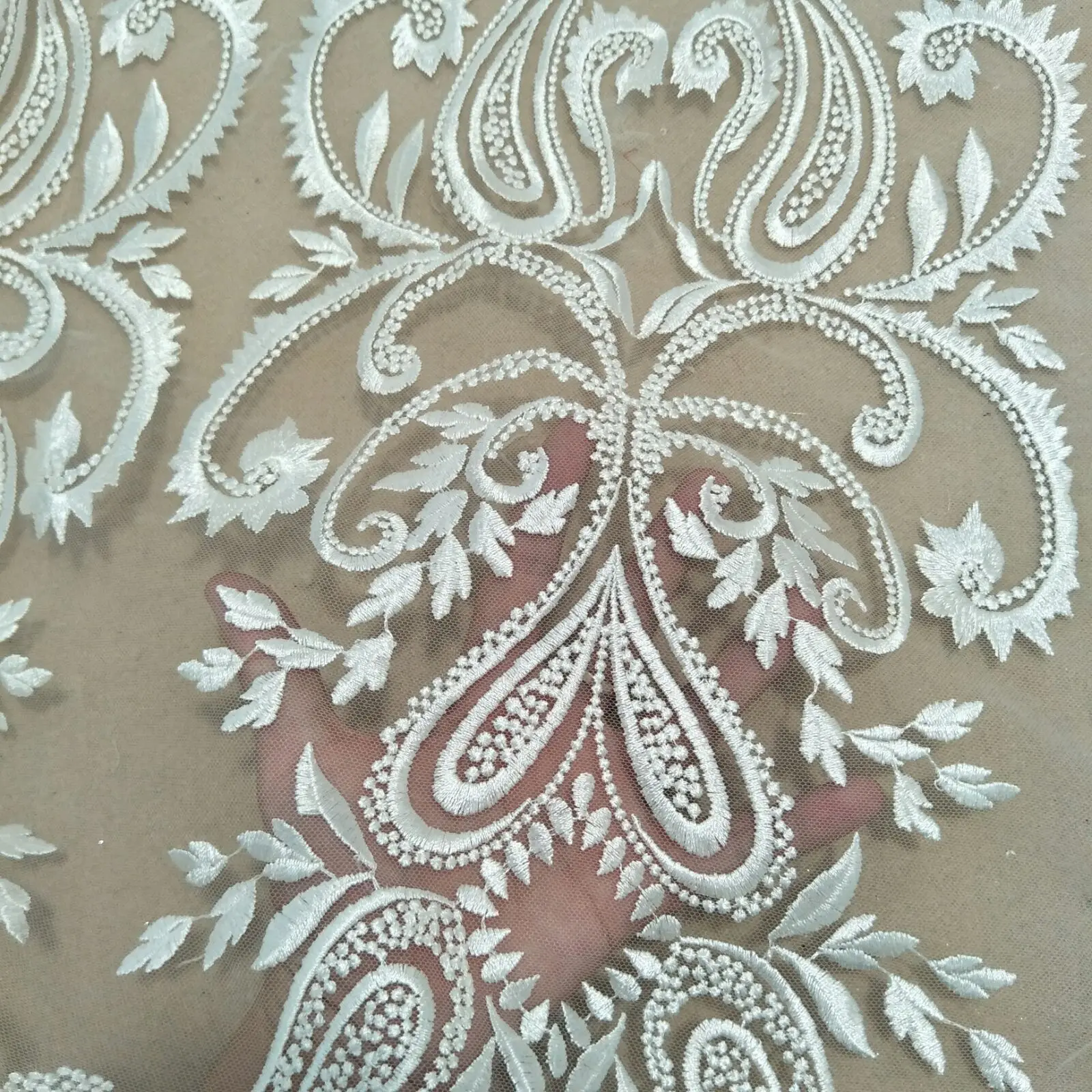 Fashion bridal lace wedding gown dress lace fabric 130cm width lace ivory fabric sell by yard