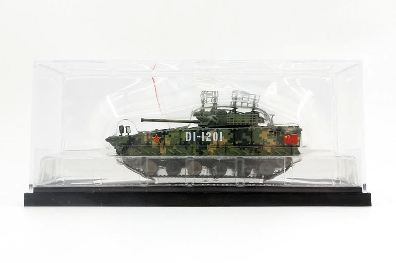 1/72 UT Chinese ZBD-04A infantry combat vehicle model  Peace Mission IFV  Finished product collection military model