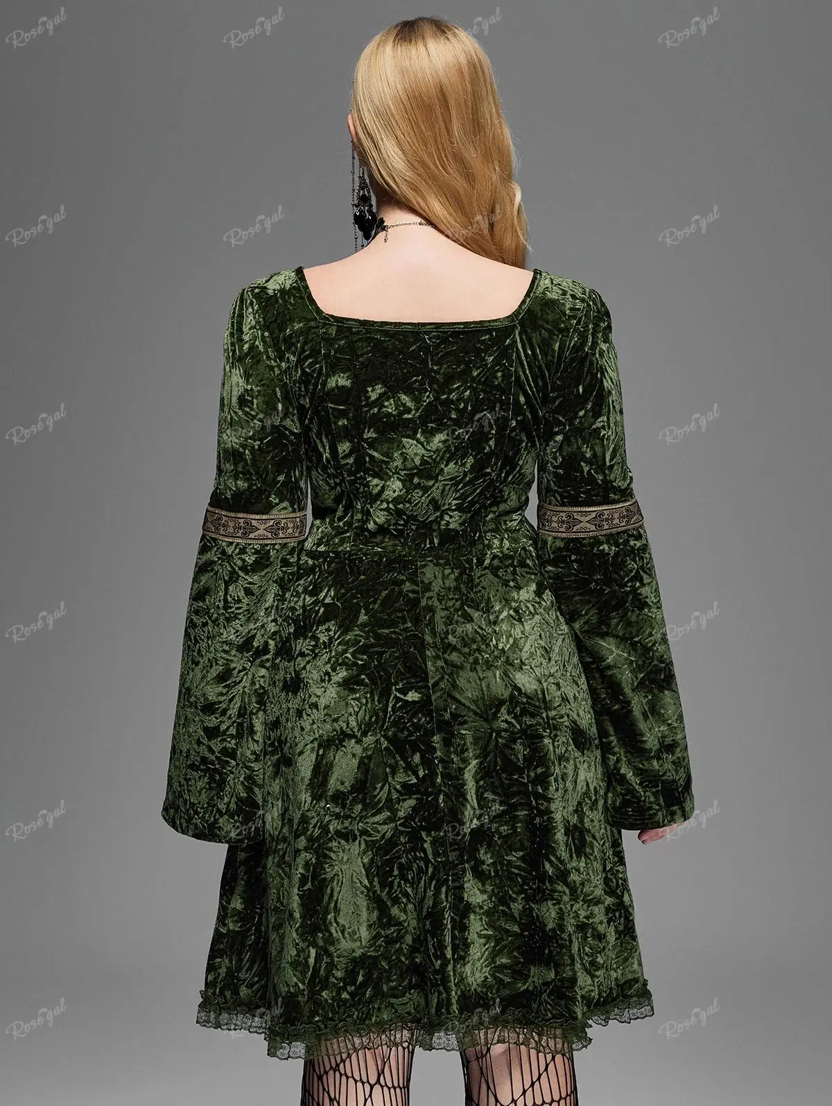 ROSEGAL Plus Size Gothic Velvet Dress Green Square Collar Lace-up Lace Trim Bell Sleeves Dress Women Semi Formal,Vacation Dress