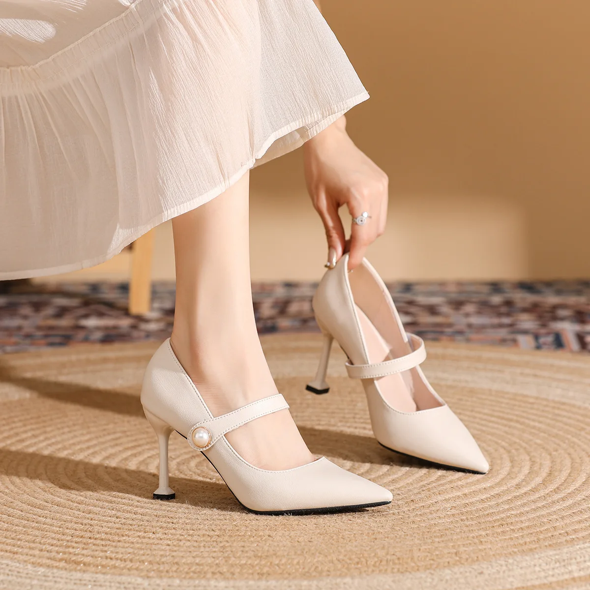 Small Size 30-44 Women's Pointed Toe Mary Jane Heels 5/7/8.5cm Stiletto Pumps Plus Size Office Dress Shoes (Black/Beige)