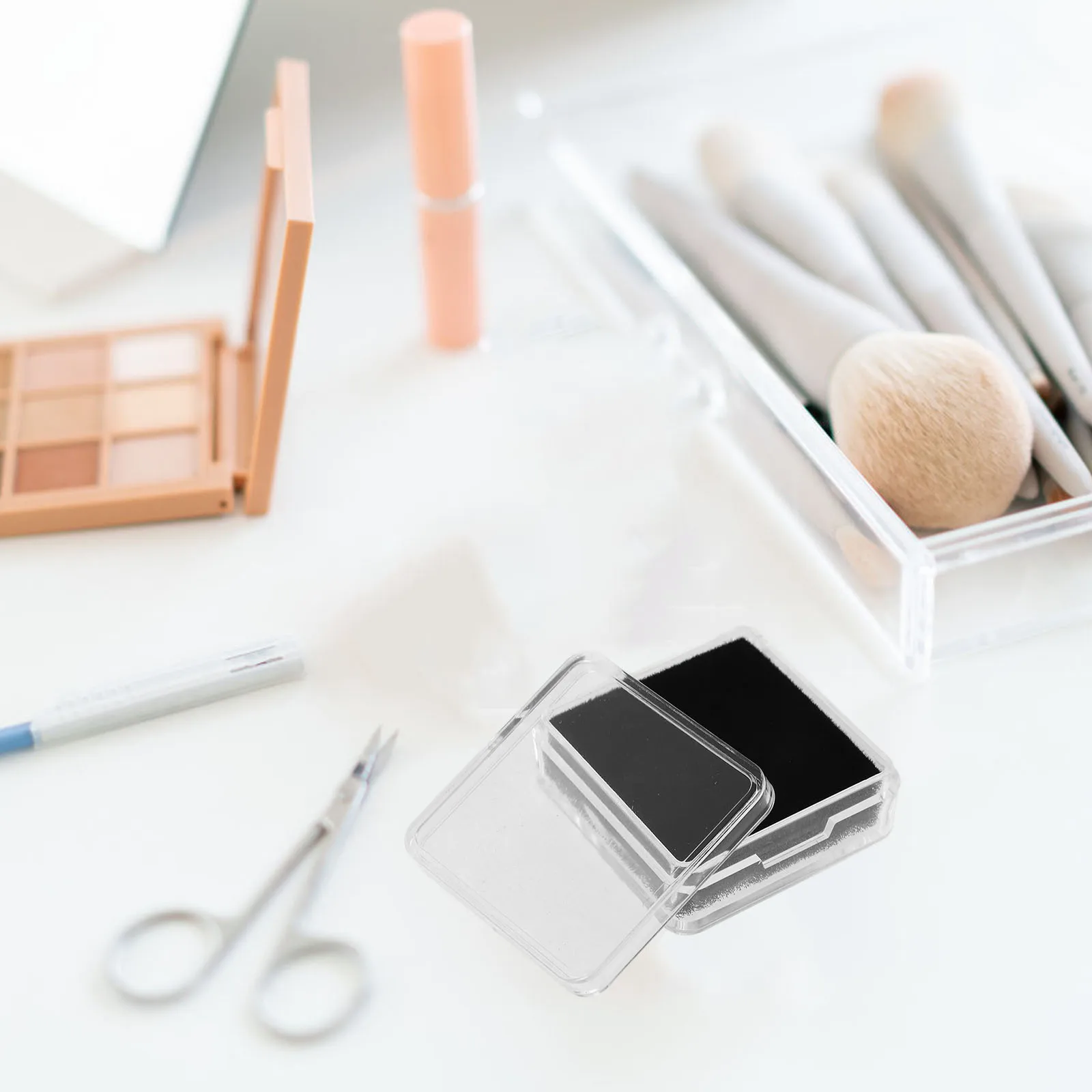 

12pcs Small Display Box Display Box Acrylic Gemstone Case Transparent Ring Claw Blanks Storage Boxes for Selling Small