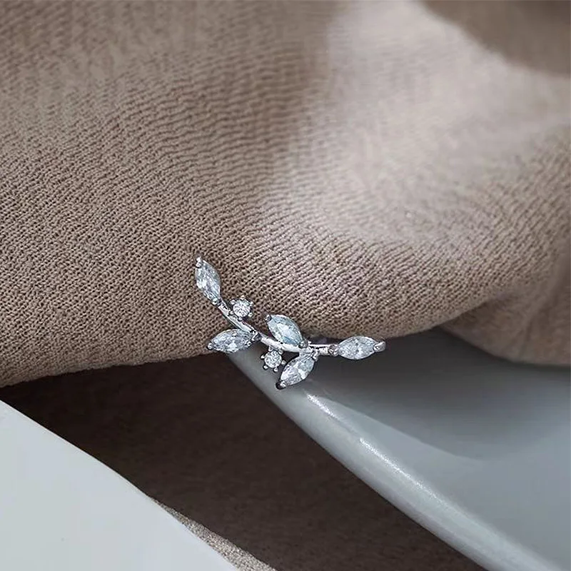 8Pcs Stainless Steel Cartilage Earrings For Women Cute Dangle Earring Mini Hoop Earrings Set For Multiple Piercing Helix Cartila