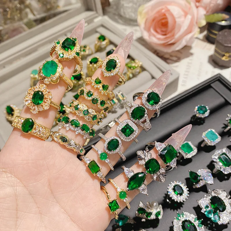 

New 18K Gold Plated Emerald Zircon Ring, French Vintage Adjustable Open Ring for Women Men, Elegant Unisex Fine Jewelry Gift