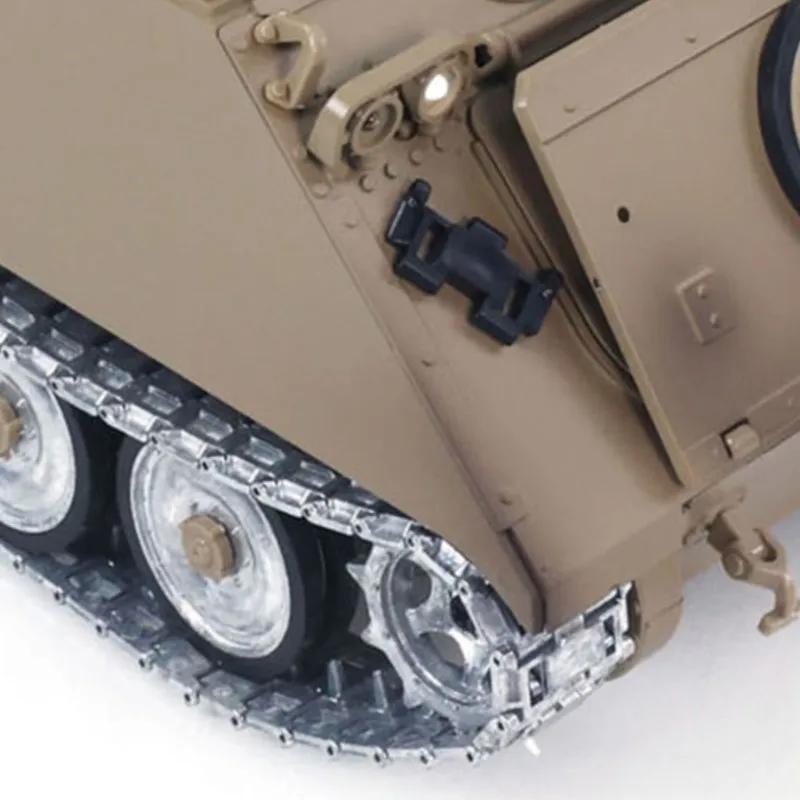 

Радиоуправляемый танк TD RC 1:16 M2412-B M113A1 ACAV с вращающейся на 360° башней, инфракрасным управлением, металлическими колесами, редуктором, дымогенератором, радиоуправлением, военный танк
