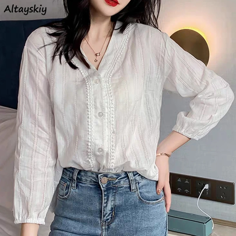 

White Shirts Women Clothing Loose Temper Harajuku Casual V-neck All-match Personality Korean Style Chic Ladies Classic Autumn