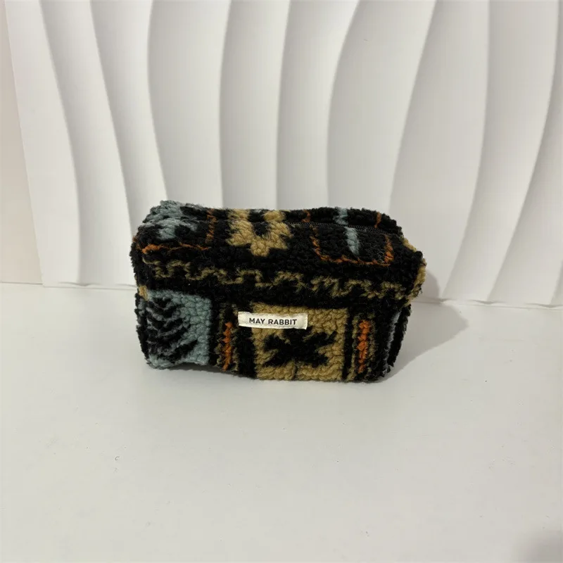 New Plush Makeup Bag Travel Cosmetic Organizer Bags Lipstick Pouch Large Capacity Wash Bag Student Stationery Box Pencil Case