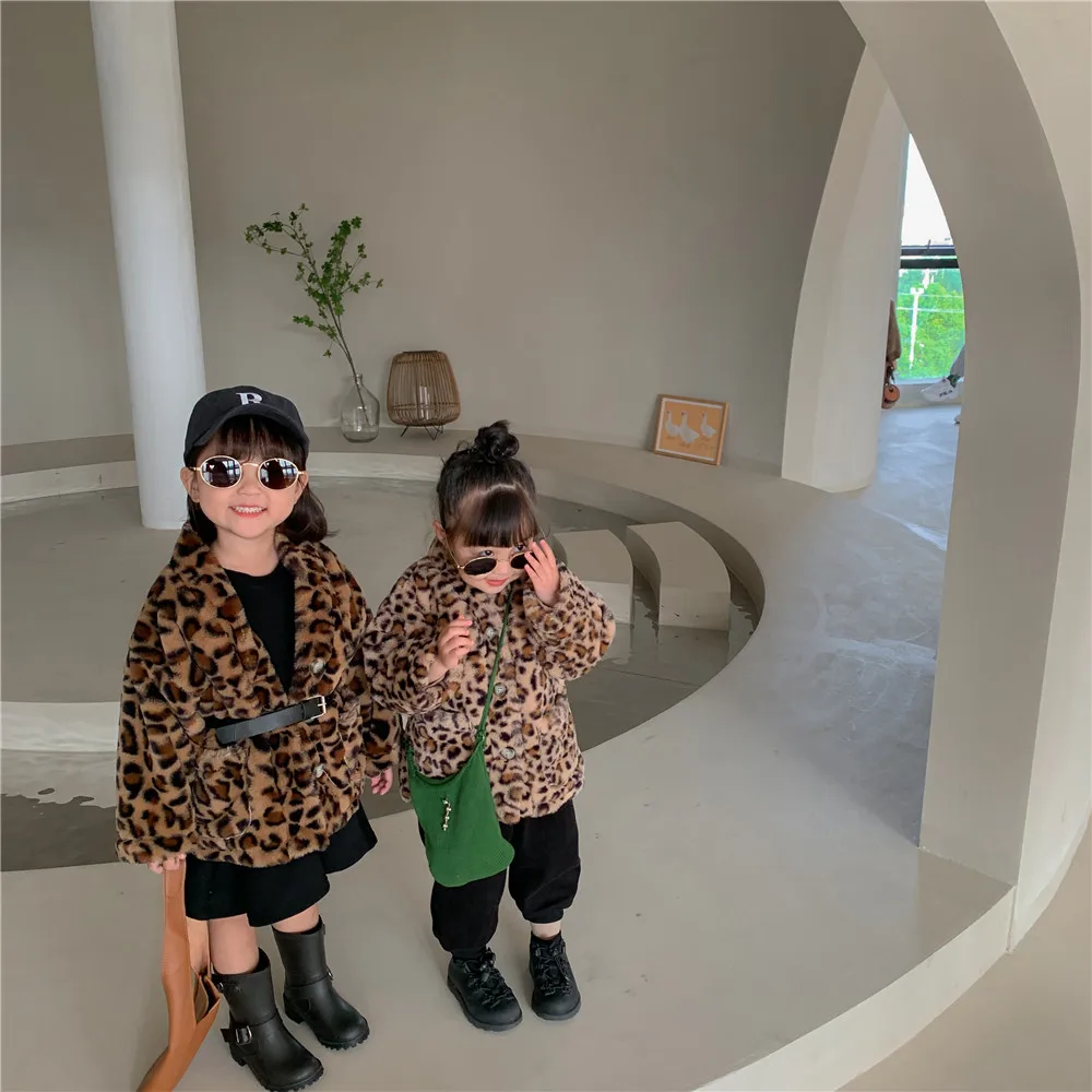 Coat Korean Childrens Clothing Children Leopard Print Loose Open Stitch 2024 Causal Loose Versatile Warm Cool Warm