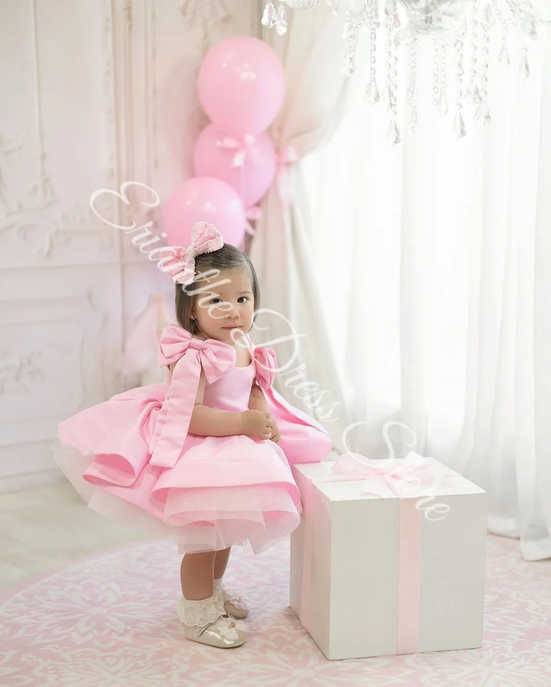 Lovely Pink Flower Girl Dress For Wedding Satin Sleeveless Bow Knee Lenght Cute Baby Formal First Communion Dress Customized