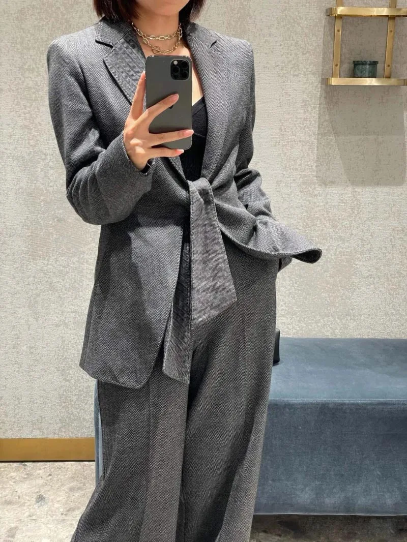 

2024 Autumn Women's New Style Suit Fashionable and Exquisite Slim Fit Open Collar Strap Tight Fit Grey Herringbone Pattern Suit